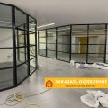 Комбинированные офисные перегородки со стеклом для зонирования