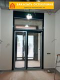 Дверь с терморазрывом и стеклом из алюминиевого профиля
