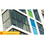 Балкон с теплым фасадным остеклением от пола до потолка