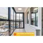 Балкон с остеклением панорамными окнами черного цвета в пол