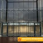 Торговый центр с панорамным остеклением профилем с тонкими рамами