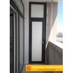 Балконная дверь из пластикового профиля без стекла