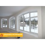 Панорамные пластиковые окна белого цвета в здании