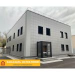 Распашная входная группа с тамбуром для офисного здания