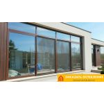 Торговый павильон с панорамным раздвижным остеклением окнами коричневого цвета