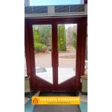 Распашные двухстворчатые двери из алюминиевого профиля