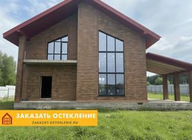 Фасад частного дома с профессиональным остеклением