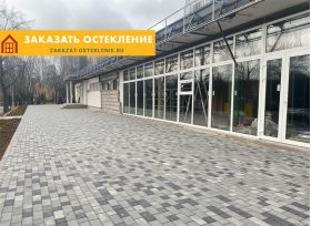 Торговые павильоны с теплым панорамным остеклением от пола до потолка