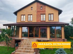 Коттедж с алюминиевым остеклением