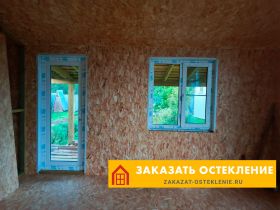 Входная дверь из пластикового профиля VEKA