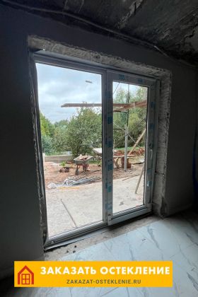 Раздвижные пластиковые двери для улицы